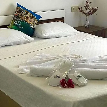Halikarnas Hotel 3*