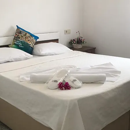 מלון Halikarnas 3*